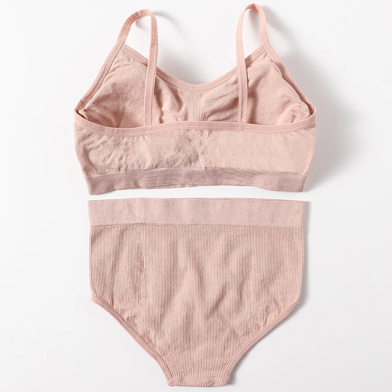 CowLost | product_id-seamless-women-s-push-up-sports-bra-and-high-rise-briefs-set |7