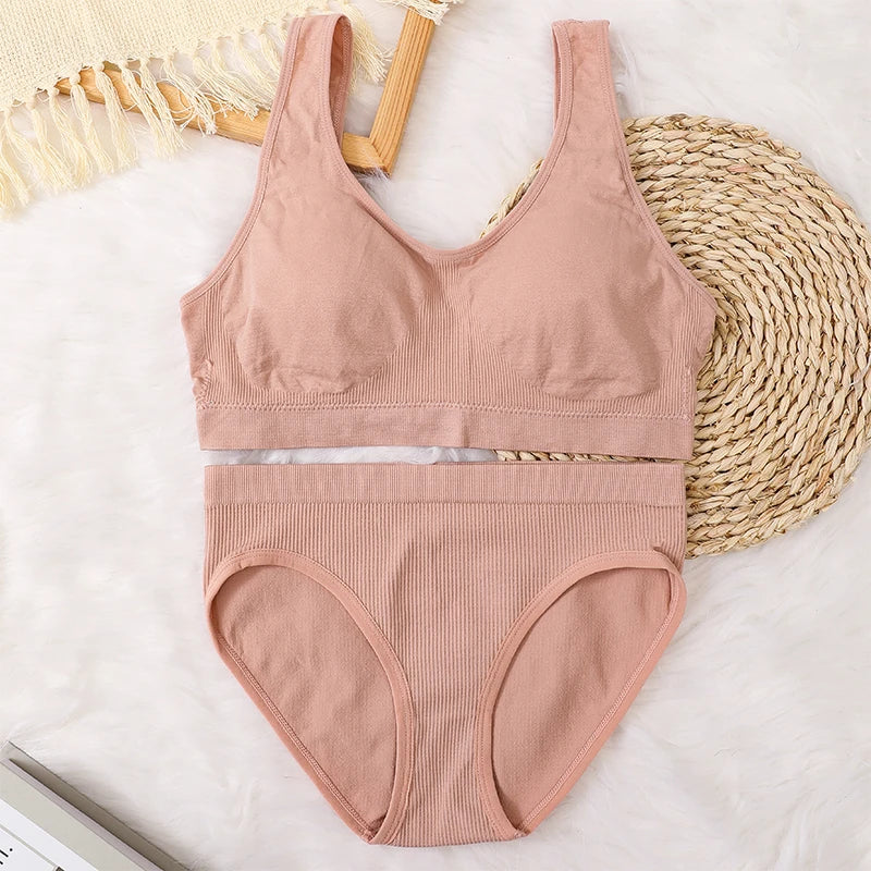 CowLost | product_id-women-seamless-wire-free-sports-bra-low-waist-briefs-set-comfortable-lingerie |5