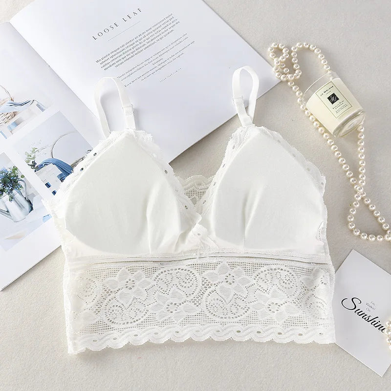 CowLost | product_id-women-s-floral-lace-v-neck-non-wire-bralette-with-removable-pads-cropped-top |15