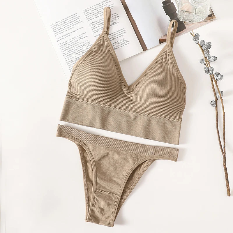 CowLost | product_id-seamless-wire-free-sports-bra-and-low-rise-brazilian-panty-set-for-women |19
