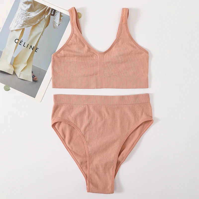 CowLost | product_id-women-seamless-wire-free-push-up-bra-and-high-rise-briefs-set |3