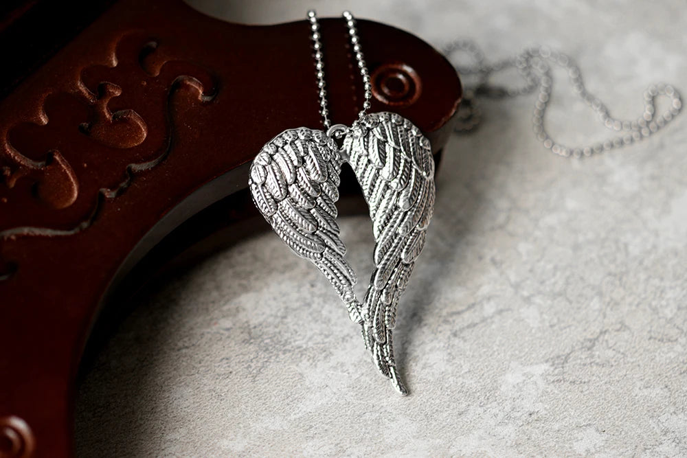 CowLost | decor-product_id-antique-silver-angel-wings-rearview-mirror-car-pendant-decoration |13