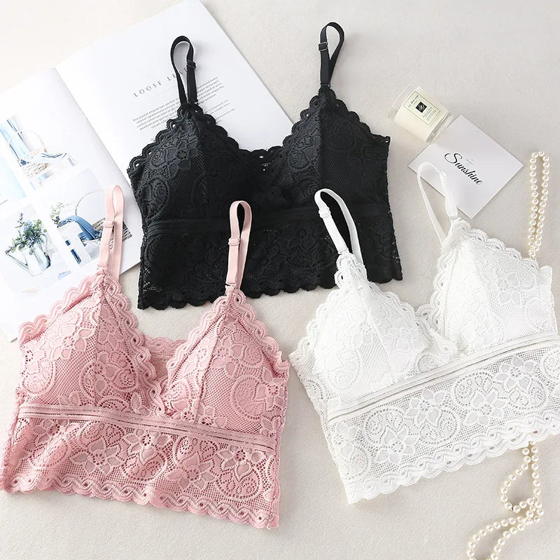 CowLost | product_id-women-s-floral-lace-v-neck-non-wire-bralette-with-removable-pads-cropped-top |8