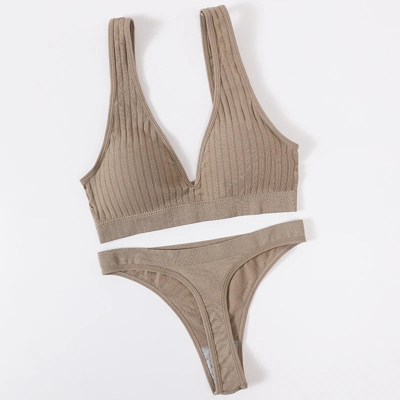 CowLost | product_id-womens-seamless-wirefree-v-neck-bra-high-waist-panties-set |37
