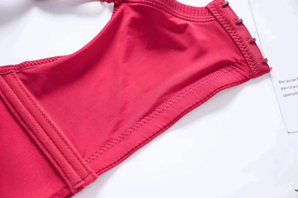 CowLost | womens-non-marking-underwear-no-steel-ring-gathered-small-chest-breast-support-adjustable-thin-bra-set-sexy-lace |8