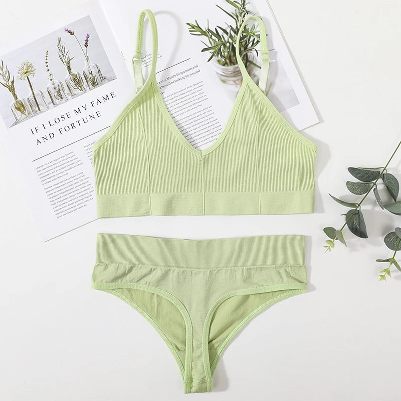CowLost | product_id-women-seamless-wire-free-push-up-bra-and-high-waist-panties-set |9