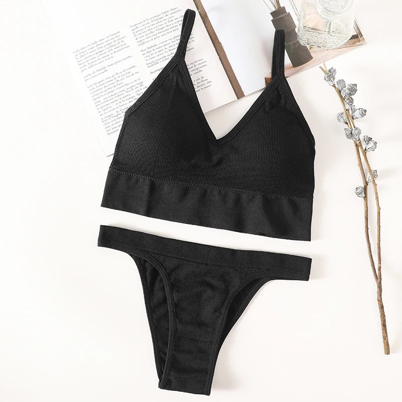 CowLost | product_id-seamless-wire-free-sports-bra-and-low-rise-brazilian-panty-set-for-women |15
