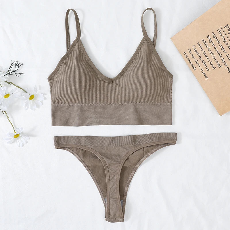 CowLost | product_id-women-seamless-u-back-bra-and-low-waist-thong-set-sporty-lingerie-crop-top |21