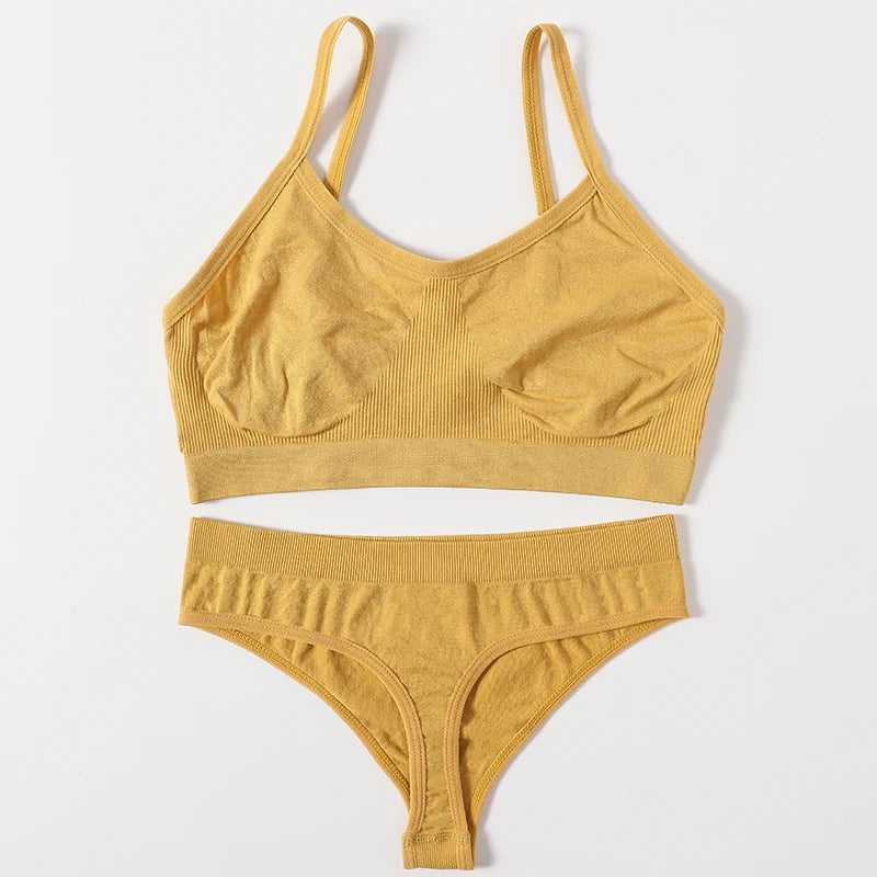 CowLost | product_id-women-seamless-wire-free-ribbed-bra-low-waist-thong-set |36