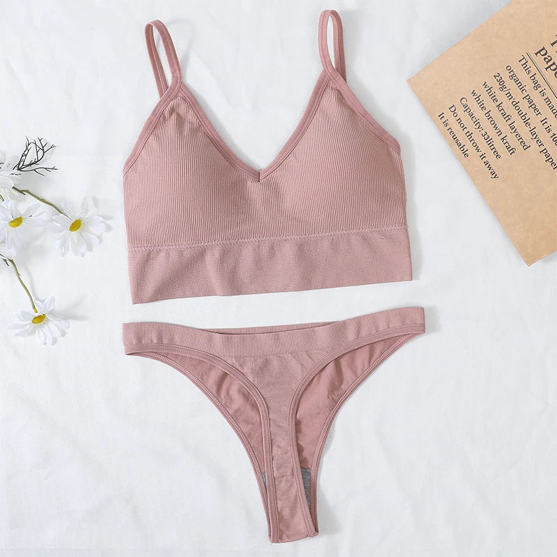 CowLost | product_id-women-seamless-u-back-bra-and-low-waist-thong-set-sporty-lingerie-crop-top |23