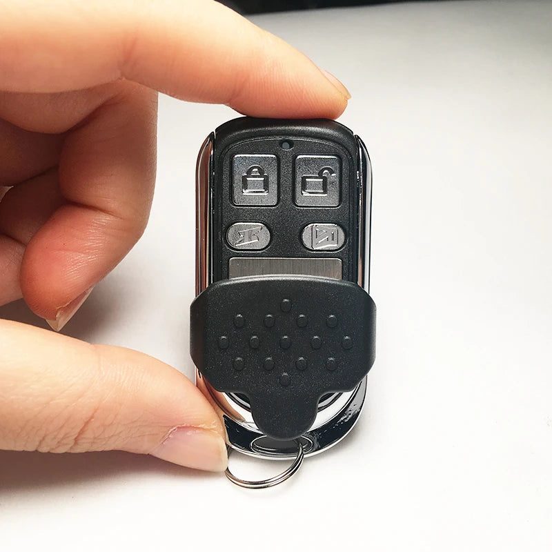 CowLost | locks-keys-product_id-ttlock-bluetooth-wireless-smart-door-lock-with-remote-control-and-voice-unlock |20