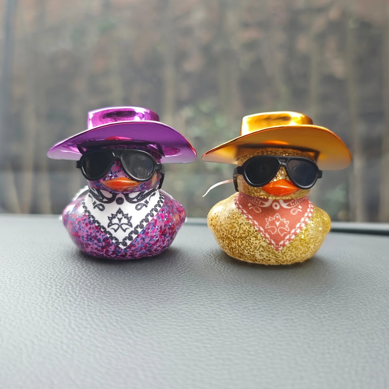 CowLost | product_id-cowboy-hat-rubber-duck-car-decoration-set |5