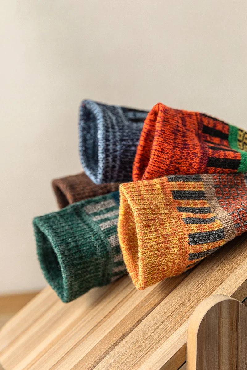 CowLost | sporting-goods-5-pairs-winter-vintage-thick-warm-socks |29