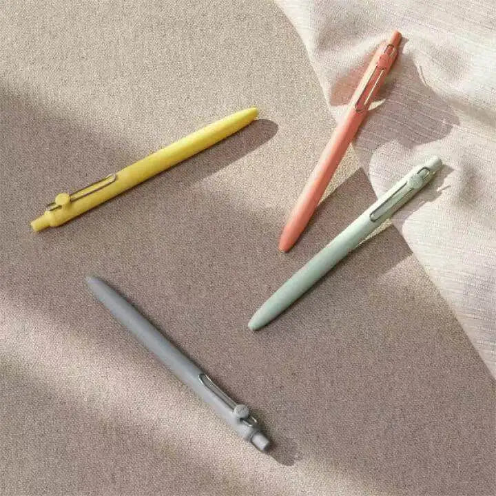 CowLost | product_id-japan-imported-uniball-zento-umn-zsc07-0-7mm-smooth-gel-pen-with-ergonomic-low-gravity-body-for-office-exams |6
