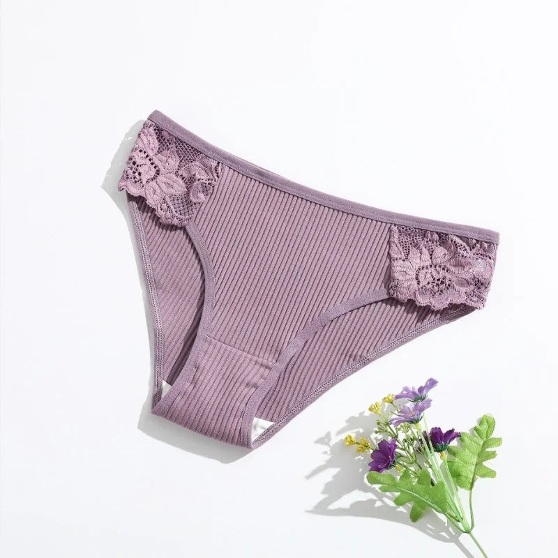 CowLost | product_id-3pcs-womens-cotton-lace-trim-low-rise-breathable-briefs-solid-panties |17