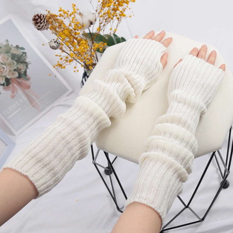 CowLost | activewear-pants-women-long-fingerless-knit-gloves |9