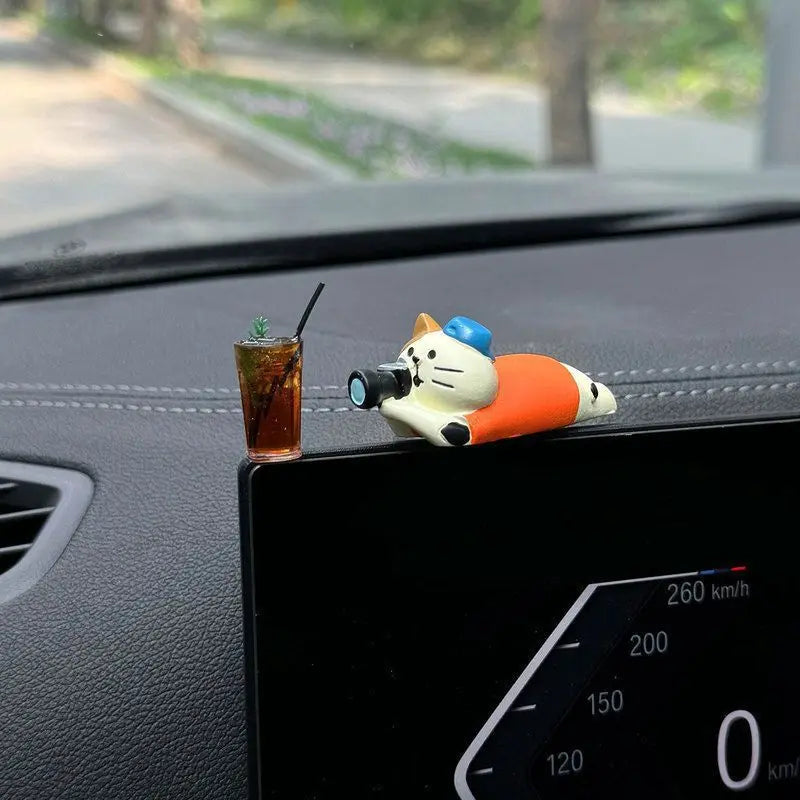 CowLost | decor-product_id-healing-kitten-resin-car-dashboard-ornament-decorative-cat-figure |5