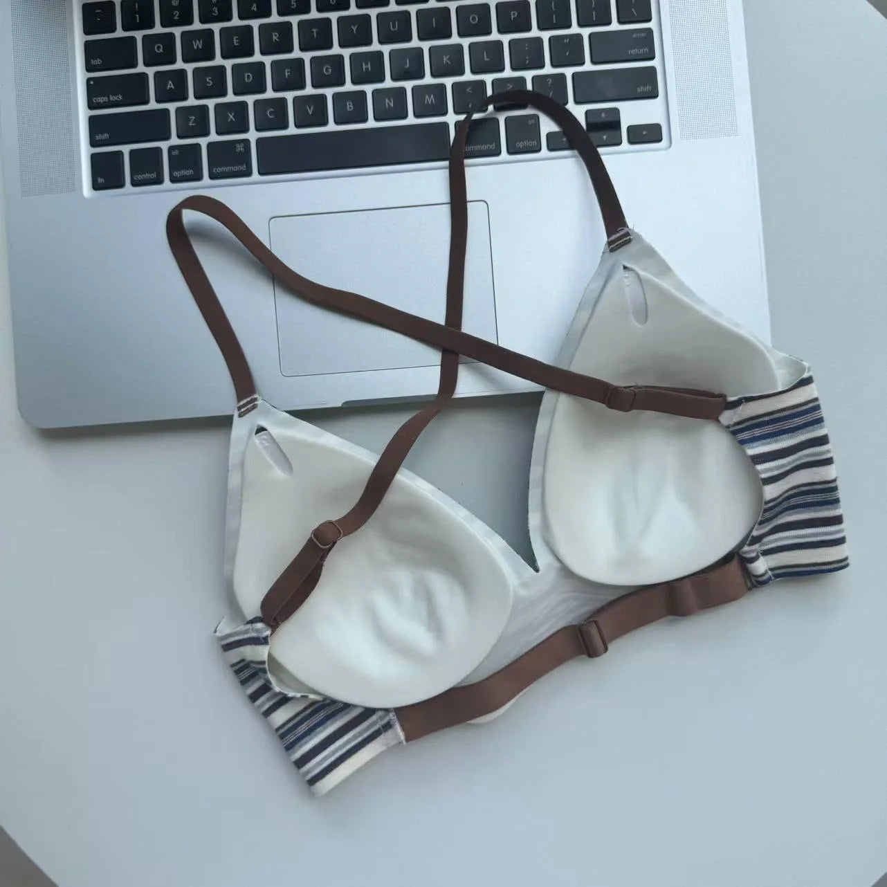 CowLost | retro-striped-cross-beautiful-back-seamless-womens-underwear-sexy-hot-girl-vacation-small-breast-push-up-bra |6