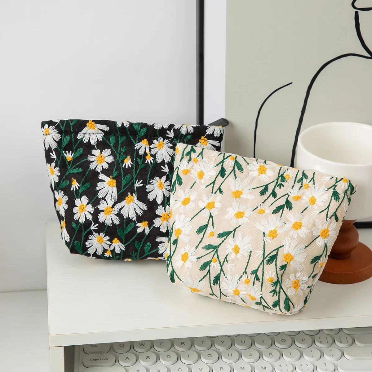 CowLost | floral-embroidery-women-cosmetic-bag |3