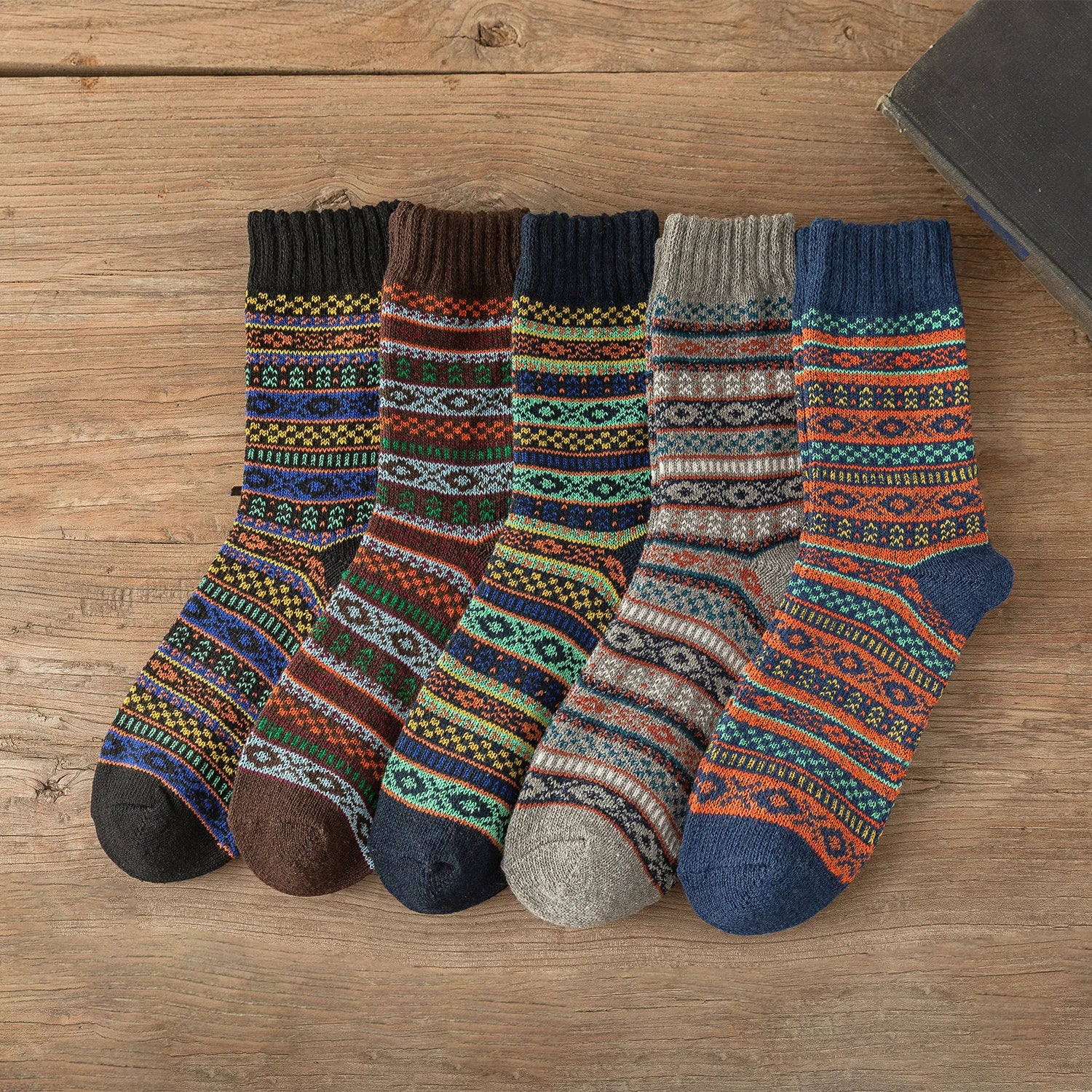 CowLost | sporting-goods-5-pairs-winter-vintage-thick-warm-socks |34