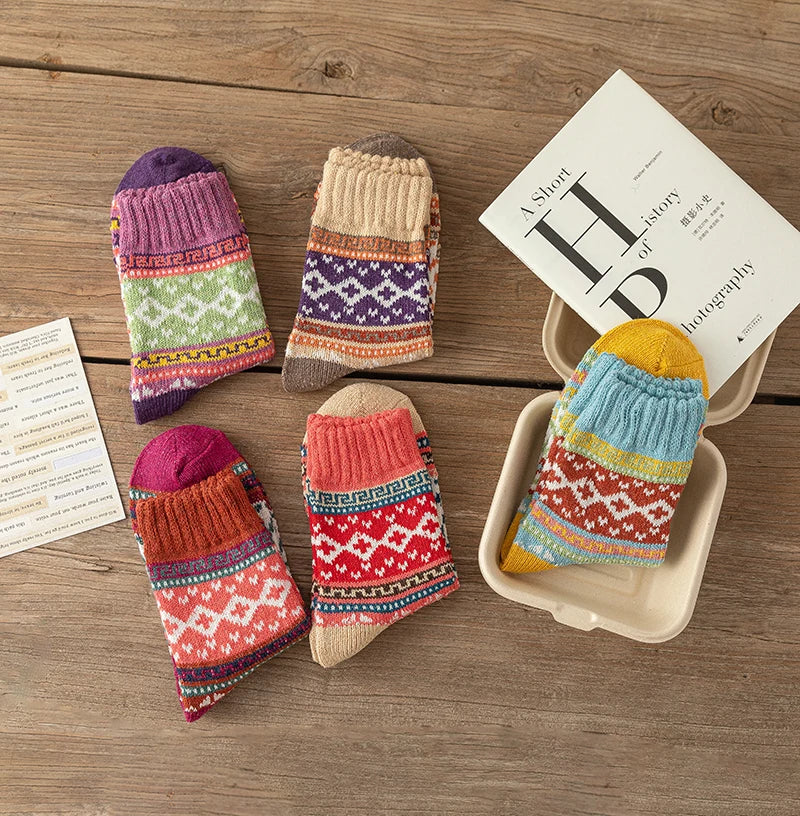CowLost | sporting-goods-5-pairs-winter-thick-warm-women-vintage-socks |19