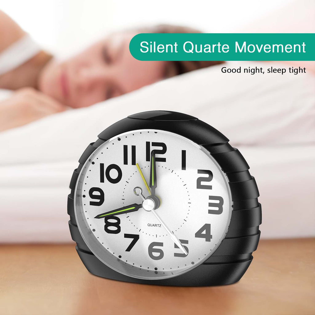 ORIA Silent Analog Alarm Clock Large Dial with Night Light and Snooze Function