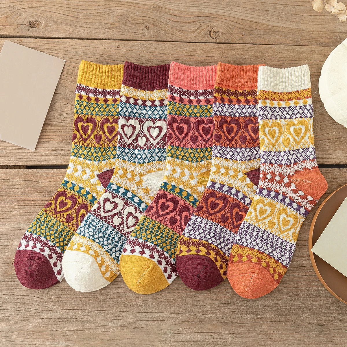 CowLost | sporting-goods-5-pairs-thick-warm-retro-style-socks-for-men-women |20