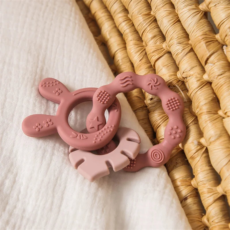 CowLost | baby-transport-accessories-silicone-animal-baby-teether-bracelet-0-12-months-anxiety-toy |19