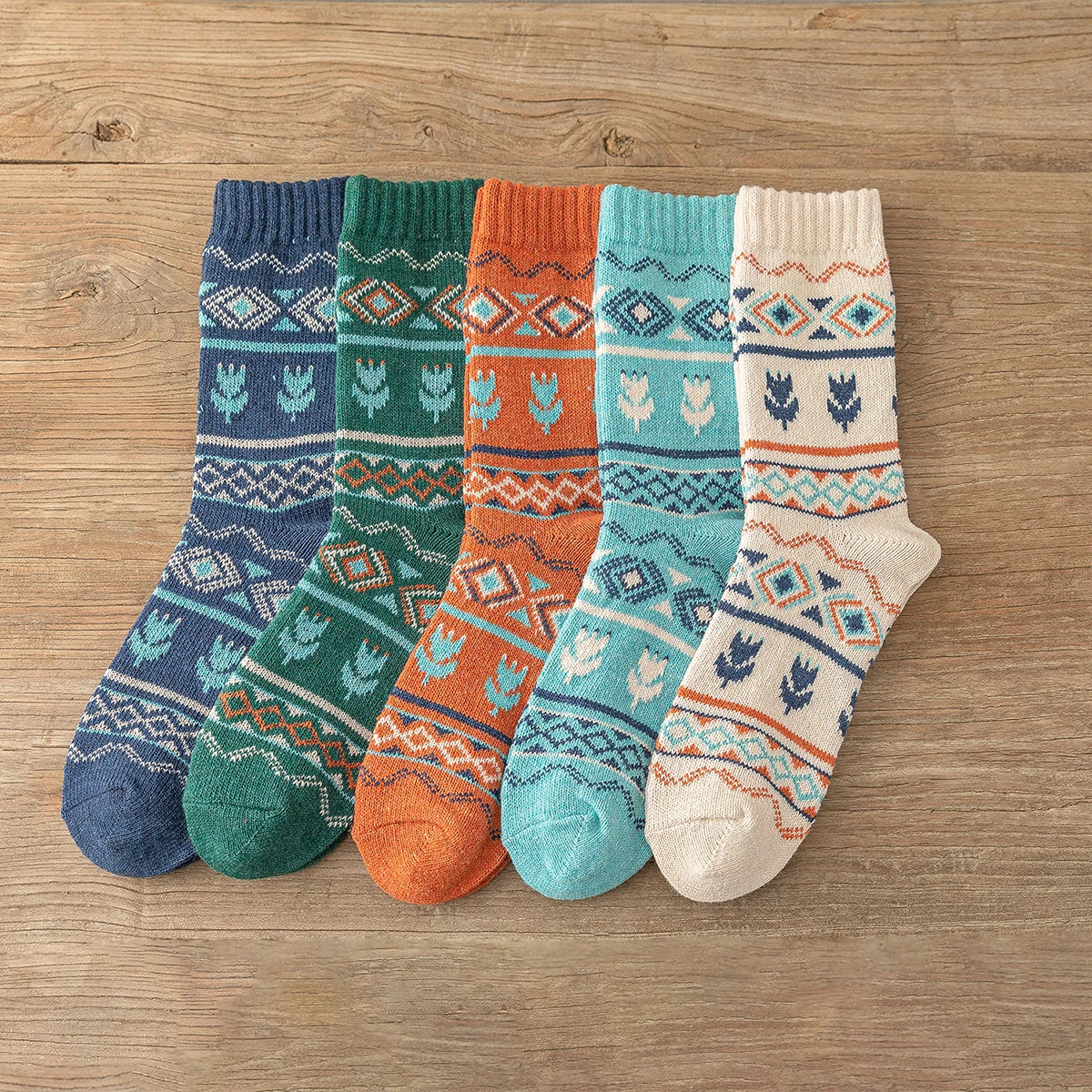 CowLost | sporting-goods-5-pairs-thick-winter-warm-unisex-socks-retro-style |25