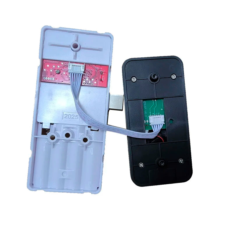 CowLost | locks-keys-product_id-rfid-card-cabinet-lock-for-gym-and-swimming-pool-storage-boxes-with-public-mode |8