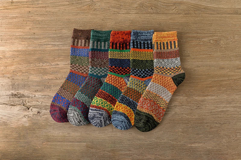 CowLost | sporting-goods-5-pairs-winter-vintage-thick-warm-socks |20