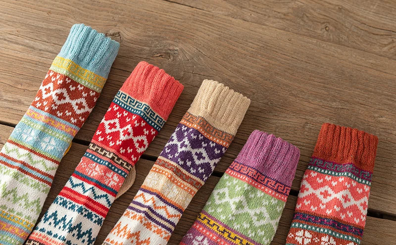 CowLost | sporting-goods-5-pairs-winter-thick-warm-women-vintage-socks |22