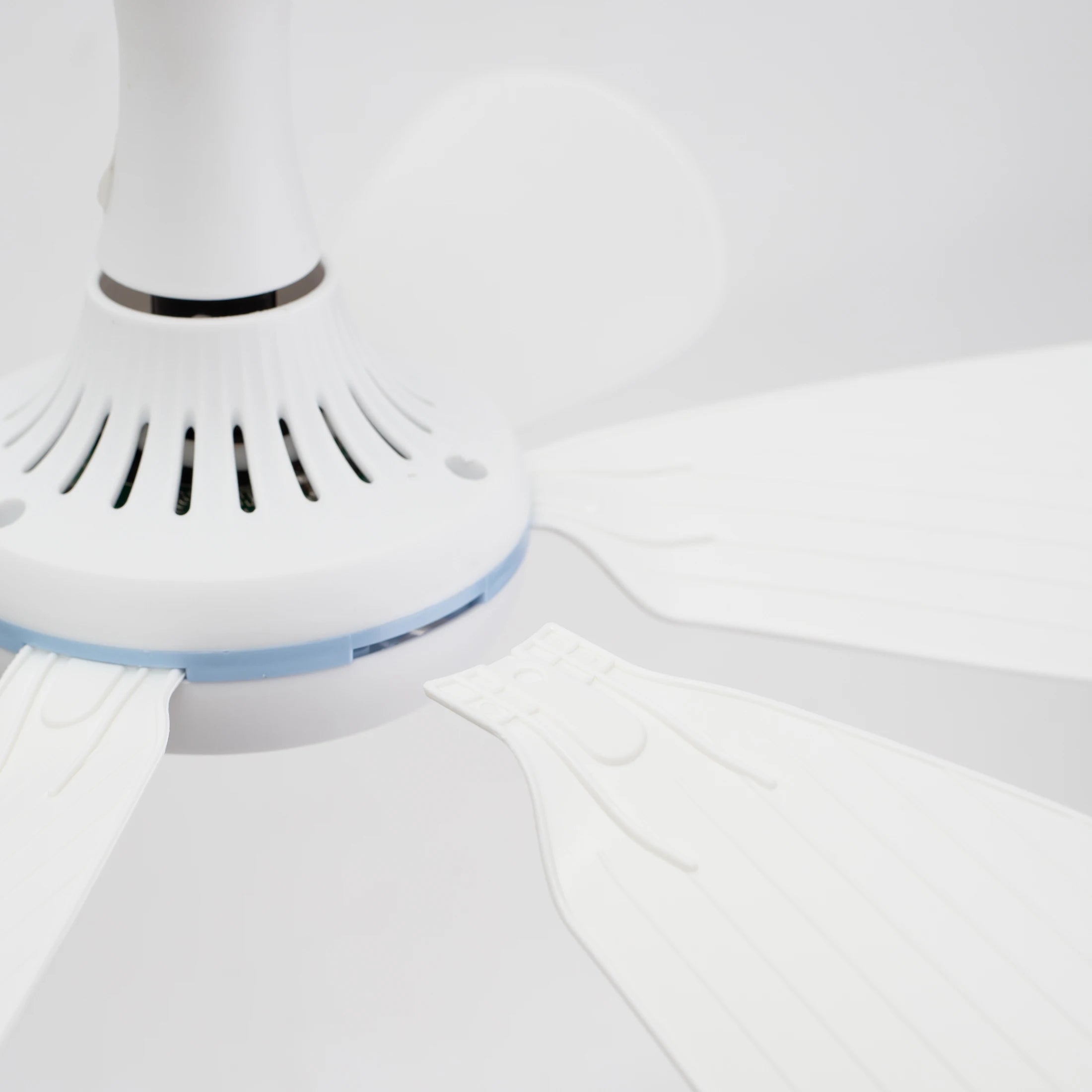 CowLost | product_id-silent-6-blade-usb-ceiling-canopy-fan-with-remote-control-4-speed-hanging-fan-for-camping-bed-dormitory-tent |2