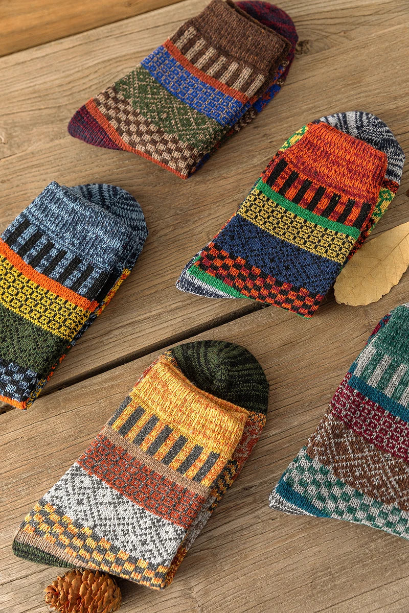 CowLost | sporting-goods-5-pairs-winter-vintage-thick-warm-socks |24