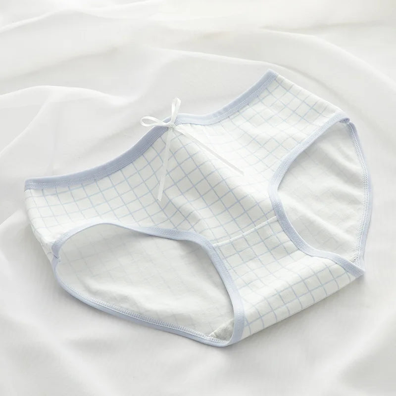 CowLost | product_id-ollymurscn-womens-cotton-low-waist-seamless-briefs-with-bow-detail |21