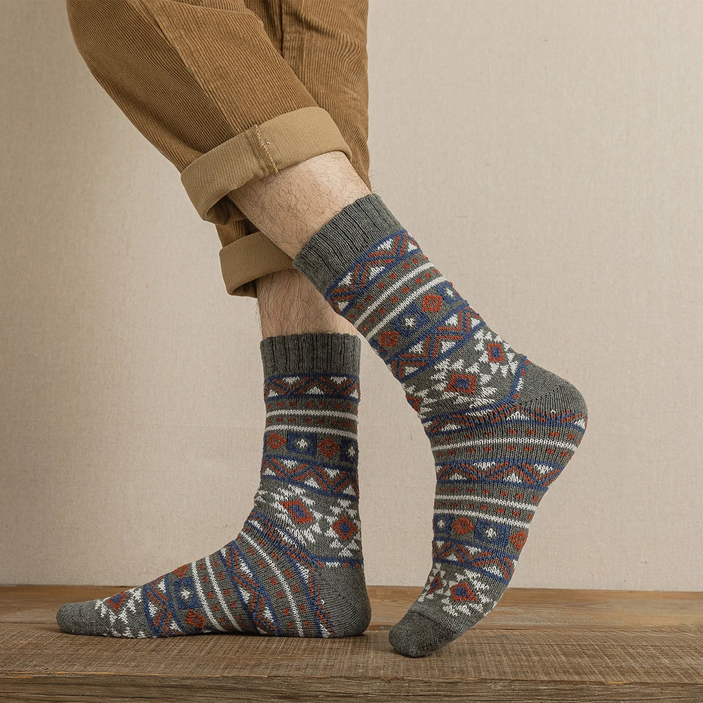 CowLost | sporting-goods-5-pairs-thick-warm-retro-style-socks-for-men-women |5