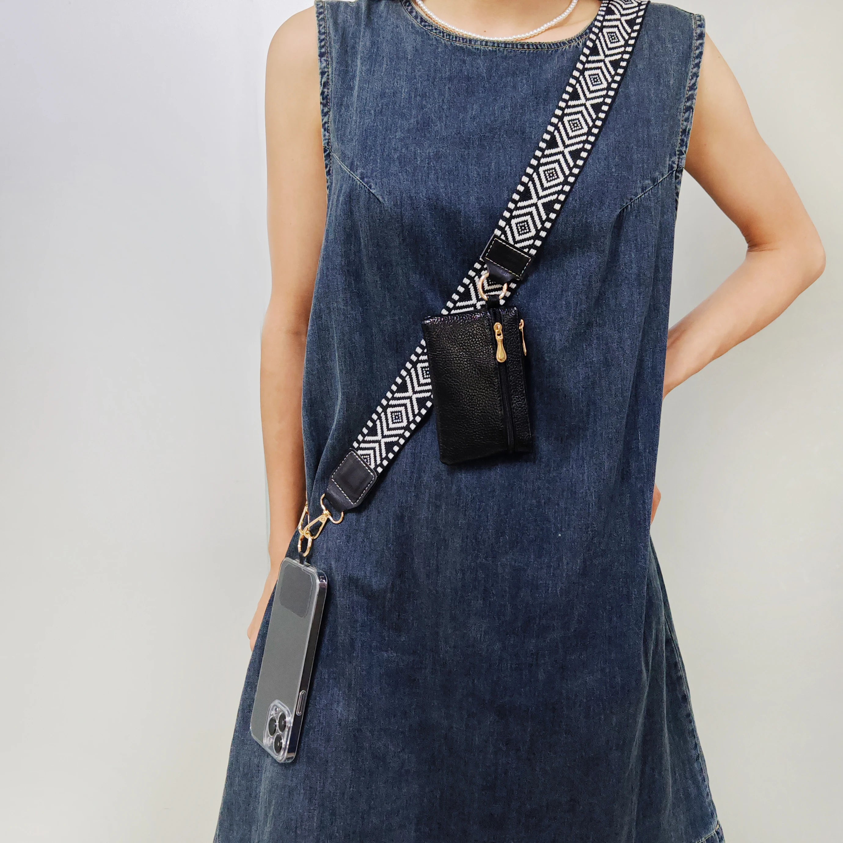 CowLost | uncategorized-adjustable-crossbody-mobile-phone-lanyard-with-zipper-wallet |9