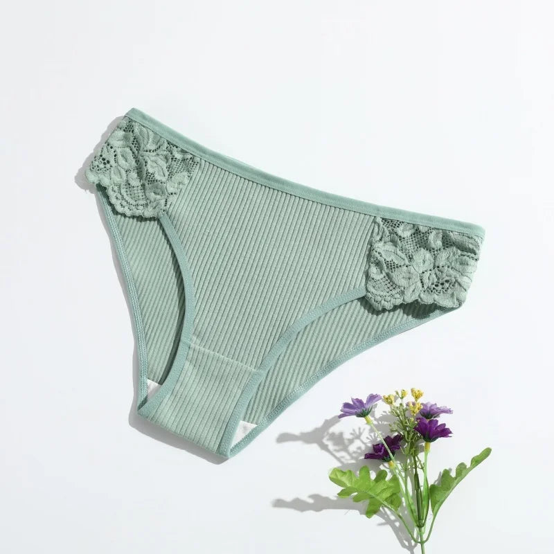 CowLost | product_id-3pcs-womens-cotton-lace-trim-low-rise-breathable-briefs-solid-panties |12