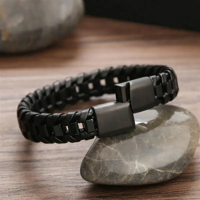 CowLost | jiayiqi-punk-men-jewelry-black-braided-leather-bracelet-stainless-steel-magnetic-clasp |3