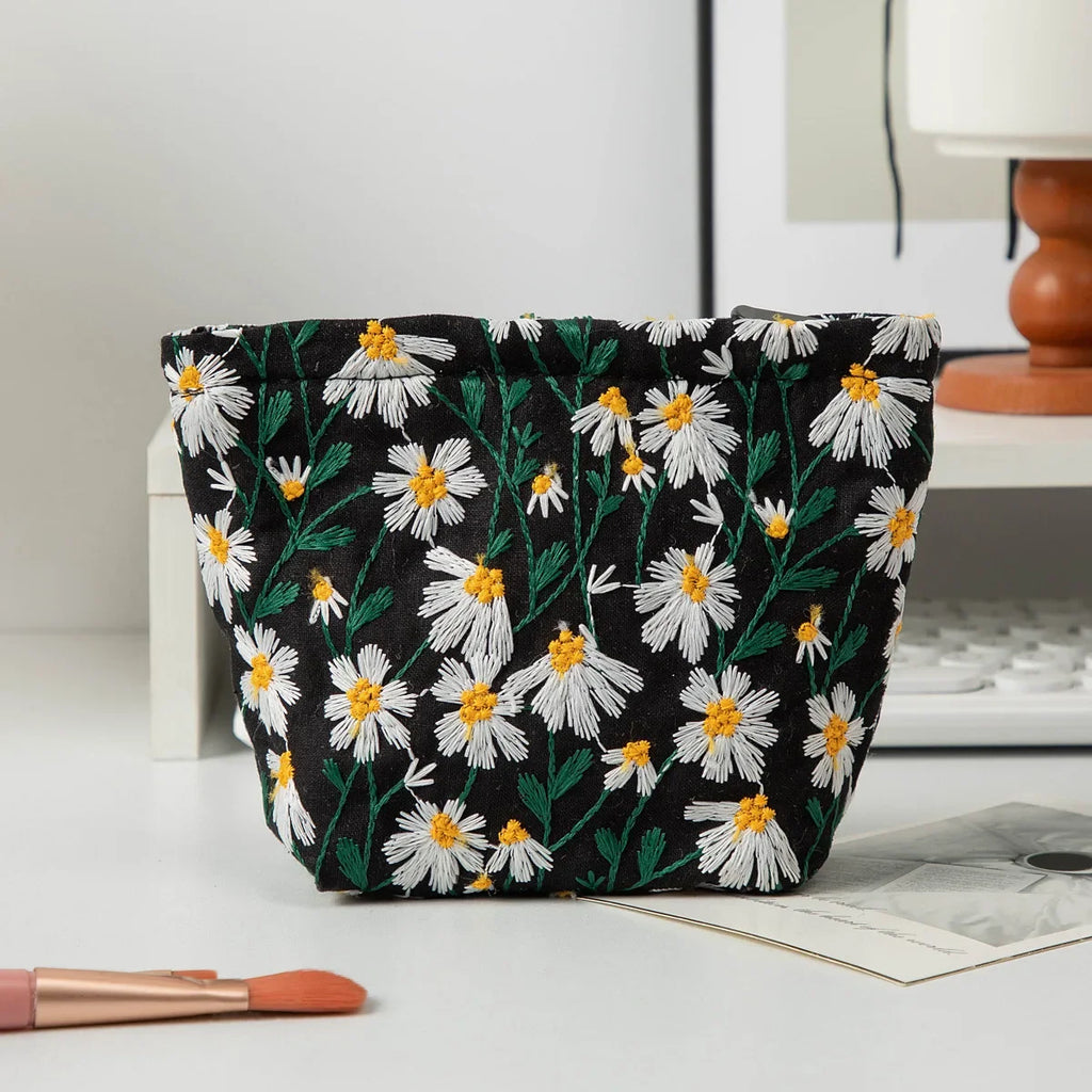 CowLost | floral-embroidery-women-cosmetic-bag |22