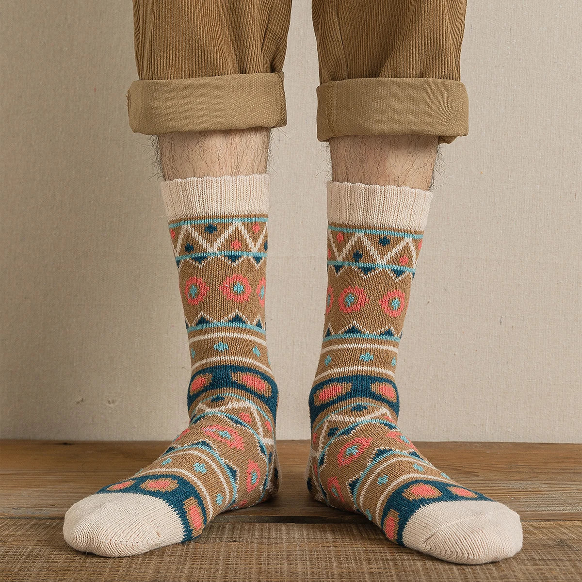 CowLost | sporting-goods-5-pairs-thick-winter-warm-unisex-socks-retro-style |4