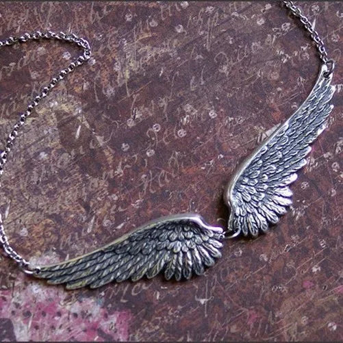 Vintage Angel Wings Feather Pendant Choker Link Chain Necklace for Women