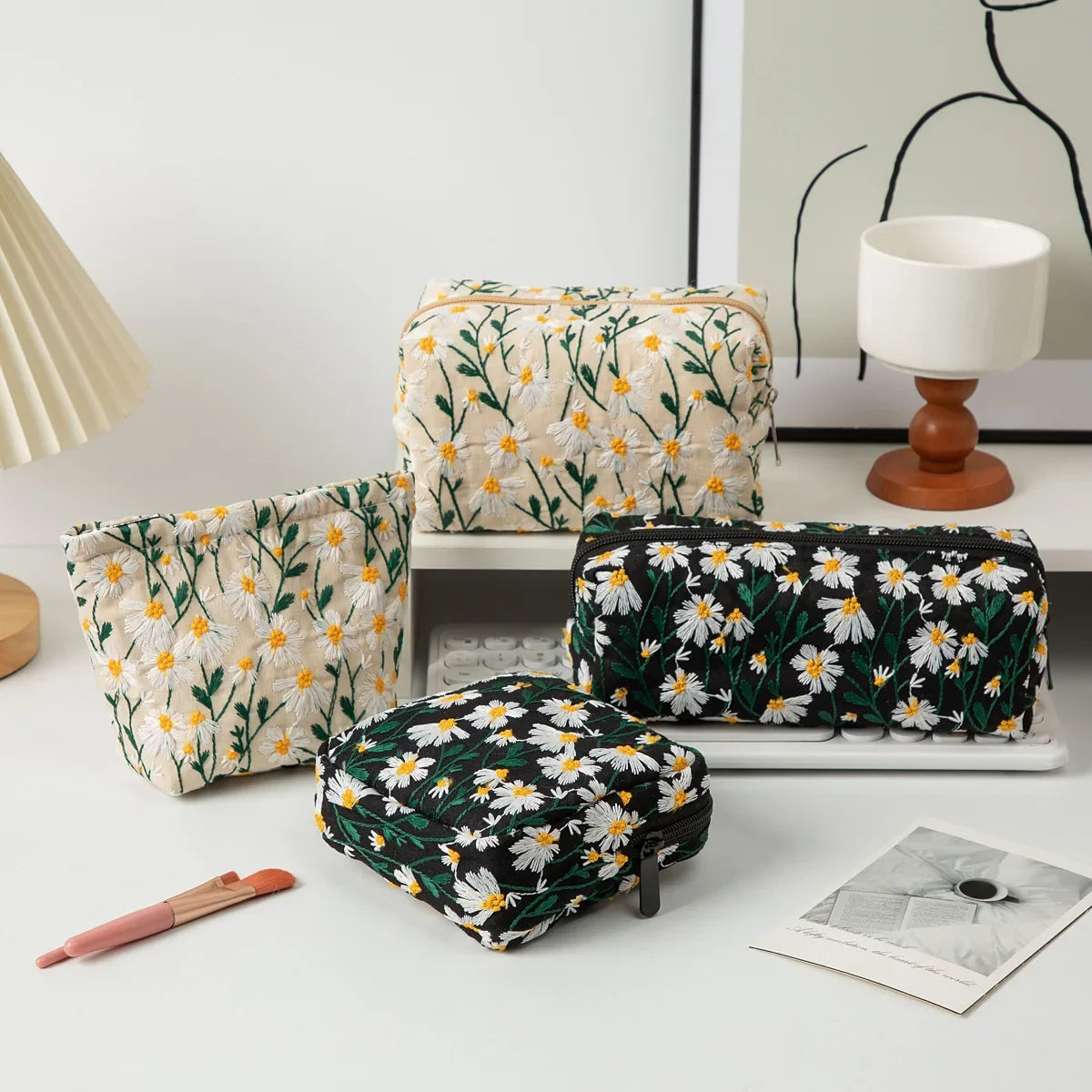 CowLost | floral-embroidery-women-cosmetic-bag |9