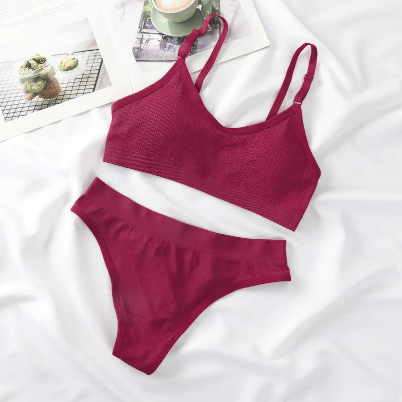 CowLost | product_id-women-seamless-wire-free-push-up-bra-high-waist-thong-set |5