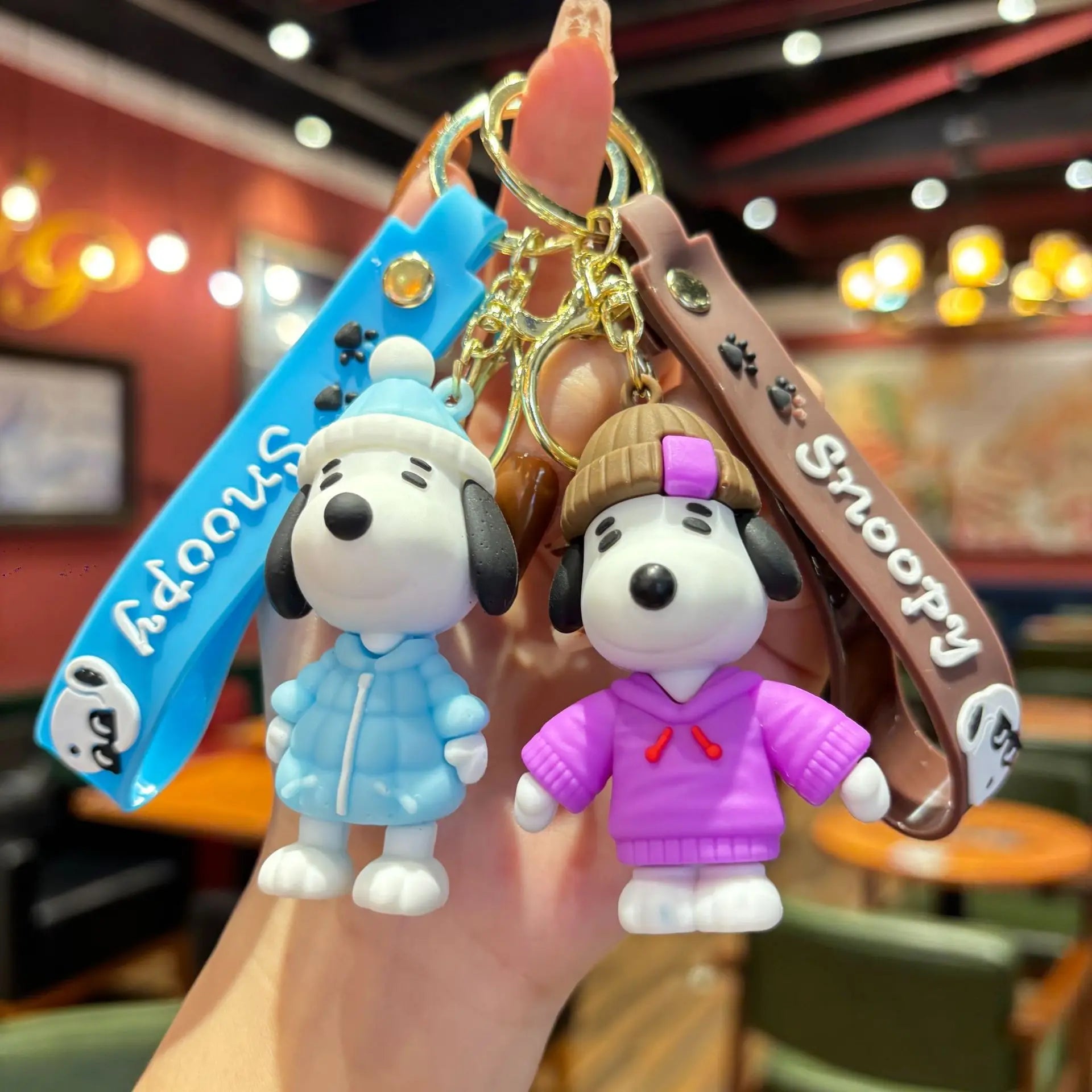 CowLost | product_id-2026-silicone-snoopy-keychain-car-backpack-ornament-birthday-gift |2