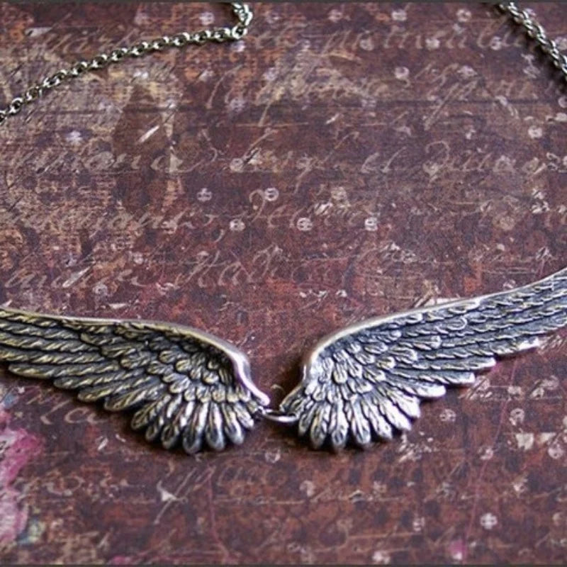 Vintage Angel Wings Feather Pendant Choker Link Chain Necklace for Women