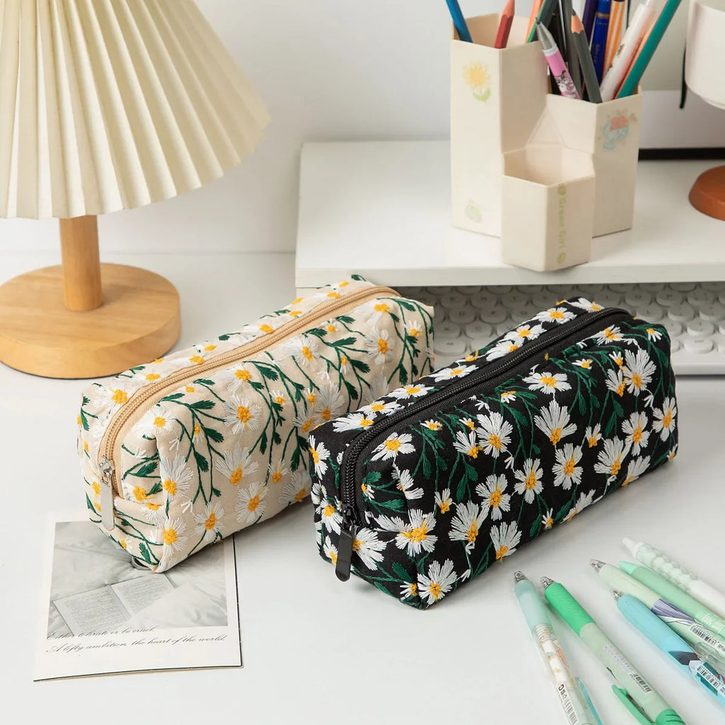 CowLost | floral-embroidery-women-cosmetic-bag |12