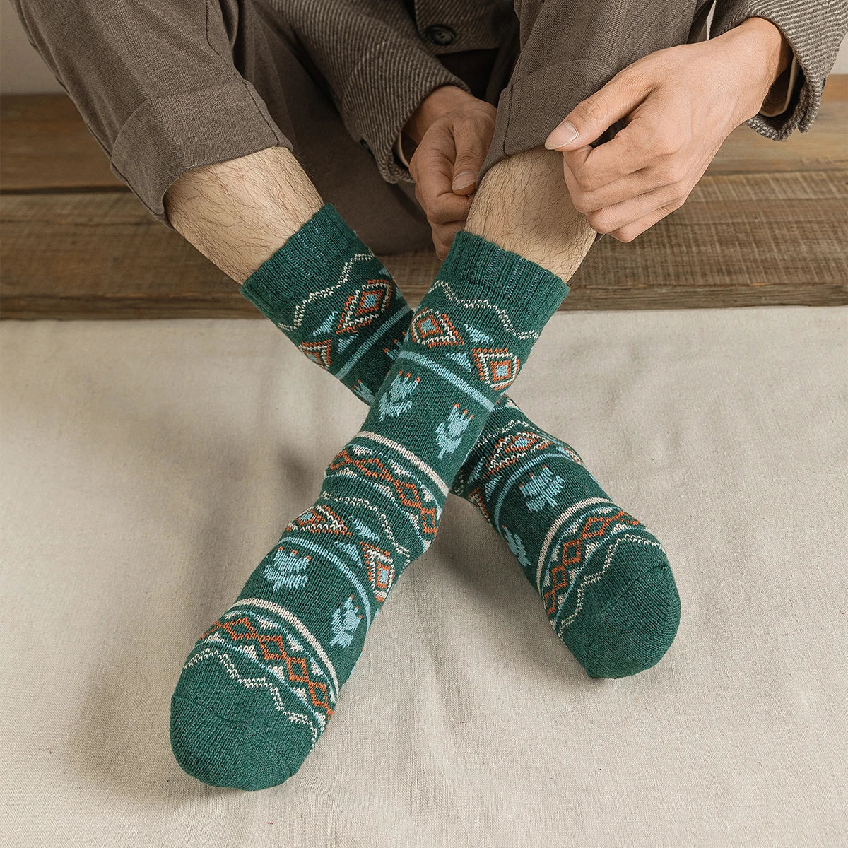 CowLost | sporting-goods-5-pairs-thick-warm-winter-socks-for-men-women-retro-style |5