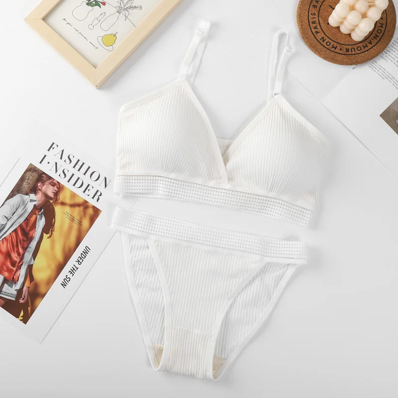 CowLost | product_id-women-s-wire-free-v-neck-push-up-bra-and-low-rise-brief-set |9