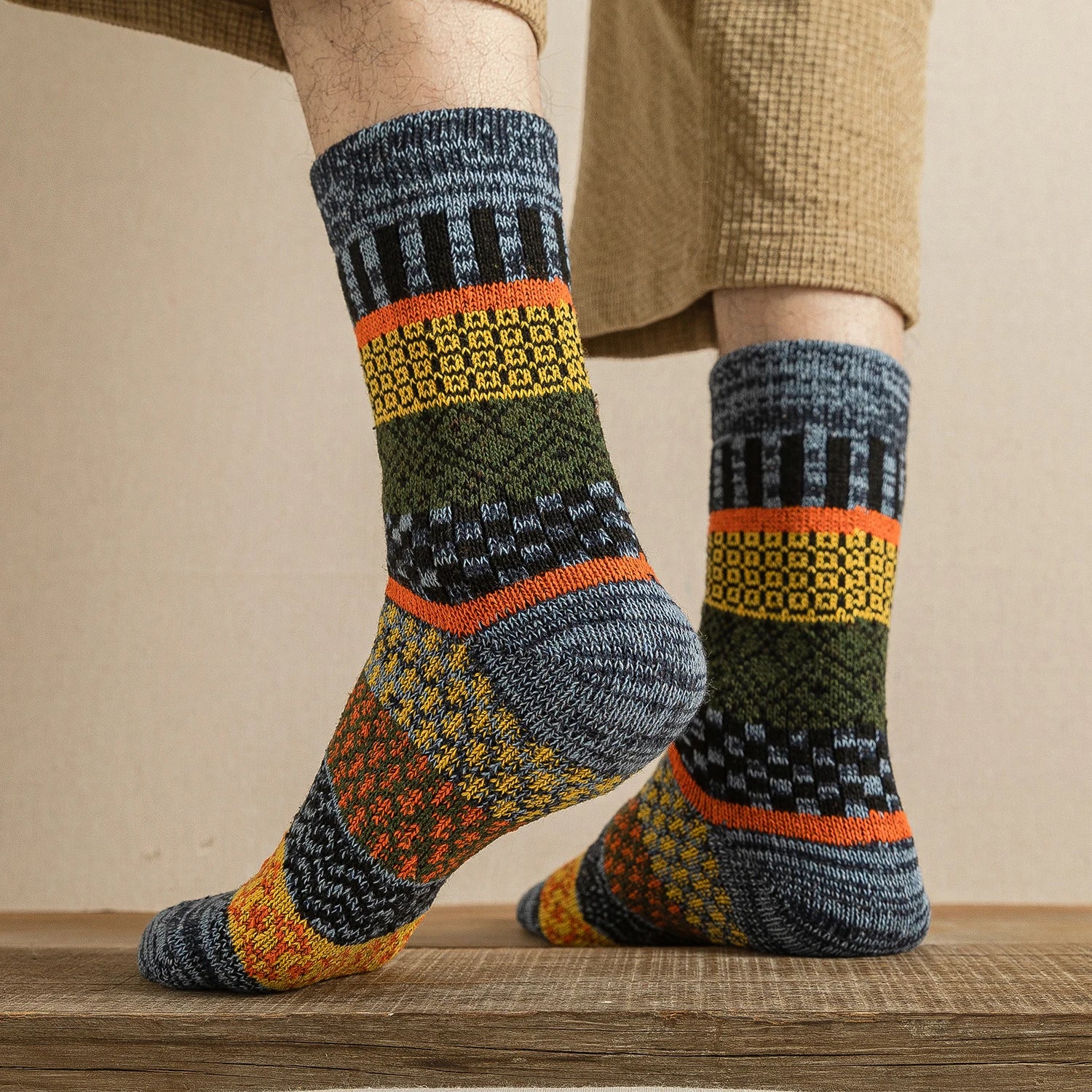 CowLost | sporting-goods-5-pairs-winter-vintage-thick-warm-socks |3